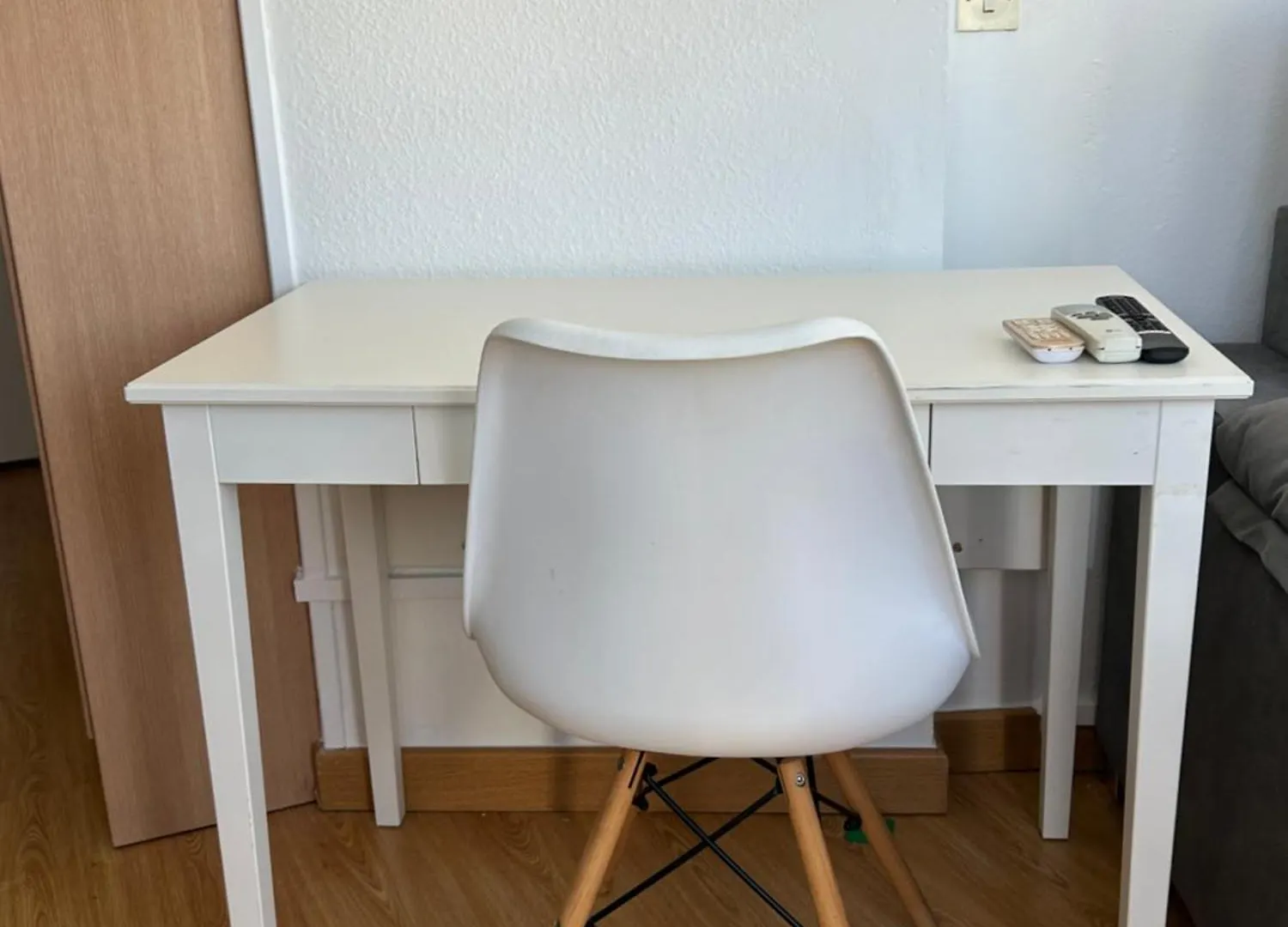 El Estudio De Alejandro Torre Del Mar 0*,  Španělsko